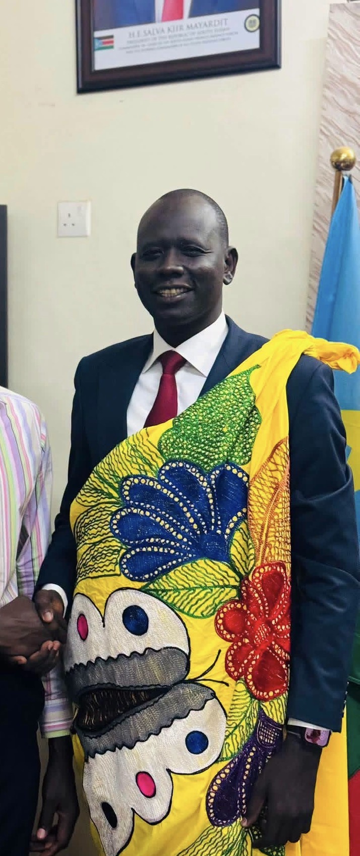 Ajang Ajang Lino